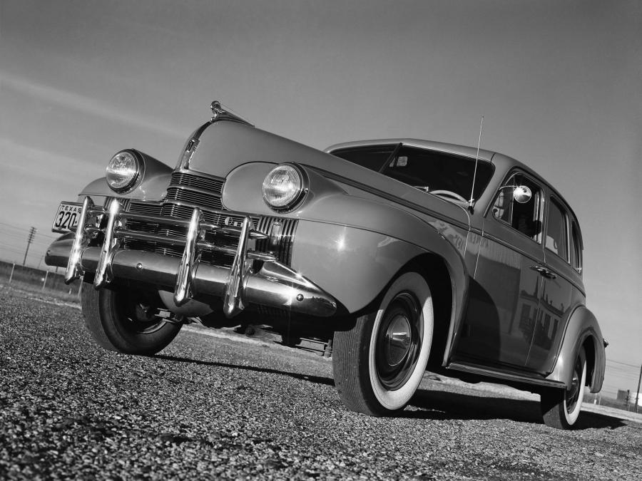  Oldsmobile Dynamic Series 70 Sedan 1940 года  (фото 1 из 1)